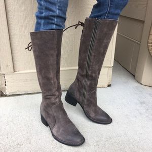 Born // tall fitted distressed leather boots 6M fits 6.5 too